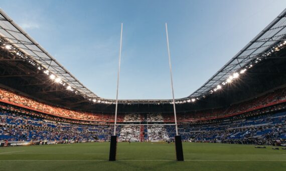 Smart Strategies That Actually Improve Football Match Predictions